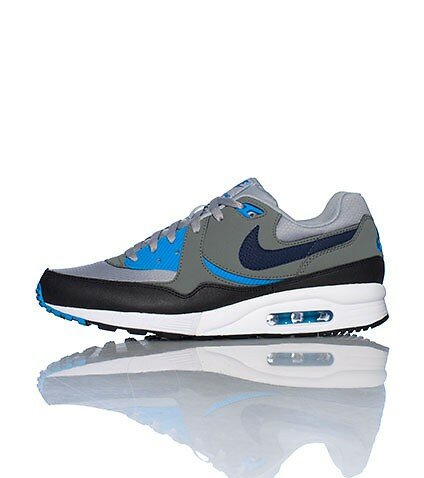 Nike Air Max Light Essential Chaussure Homme Code de Style: 631722003 Gris / Argent / Bleu / Noir / Blanc