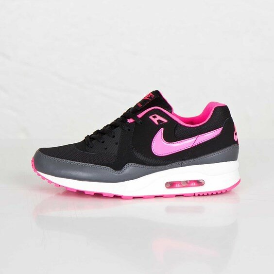 Chaussure Nike Air Max Light Essential Femme Code de Style: 624725-008 Noir / Rose Hyper / Gris Foncé / Blanc Sommet
