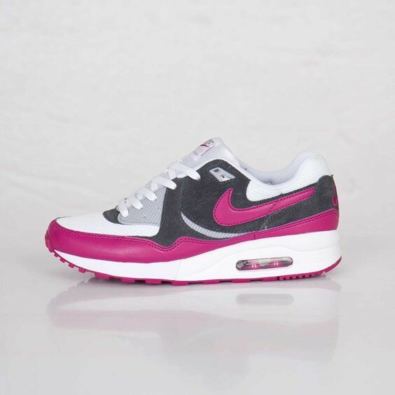 Nike Air Max Light Essential Chaussure Femme Code de Style: 624725-101 Blanc / Anthracite / Magenta Clair / Loup Gris