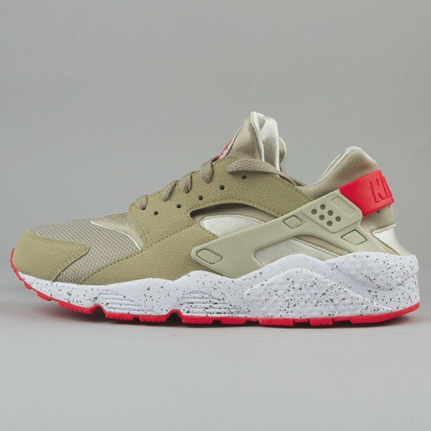 Nike Air Huarache LE Basket Femme Beige Et Laser Rouge