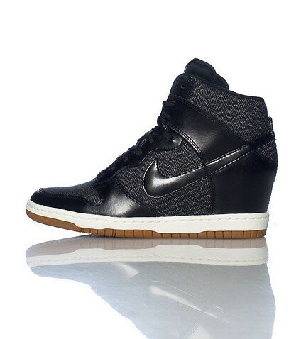 Nike Dunk Sky High (Haute) Essential Wedge Denim et Leather (Cuir) Baskets Compensées Femme Code de Style: 644877003 Noir