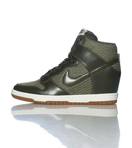 Nike Dunk Sky High (Haute) Essential Wedge Denim et Leather (Cuir) Baskets Compensées Femme Code de Style: 644877301 Gomme Blanche Vert Foncé